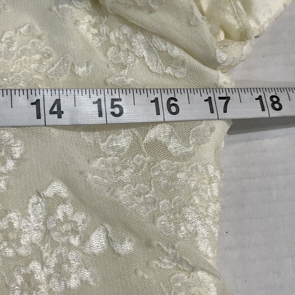 Vintage Cachet Gown 8P Ivory Floral Lace Bodice Off Shoulder Chiffon Layered Y2K - Picture 7 of 10